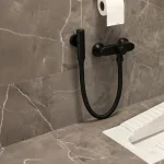 شلنگ توالت آرتین مشکی